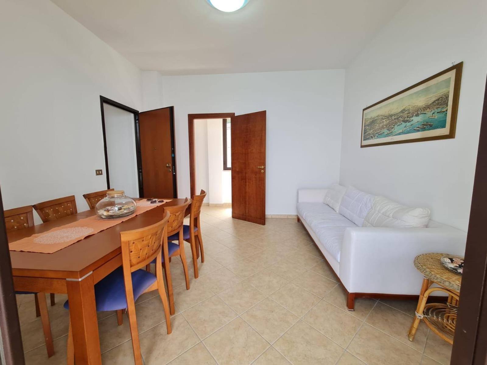Holiday home Vistamare Piedigrotta Casa Sul Mare *